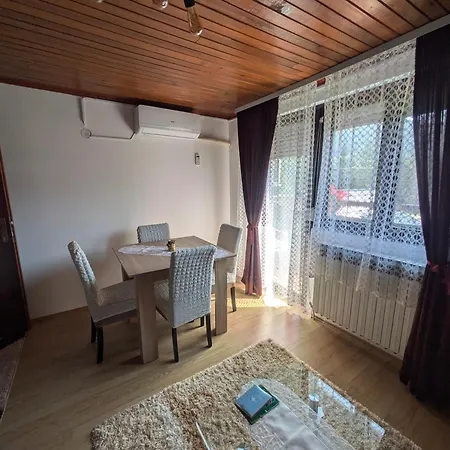 Mir * Mokra Gora