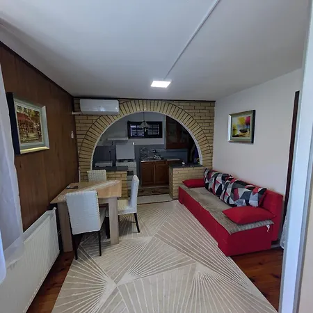 Mir Apartment