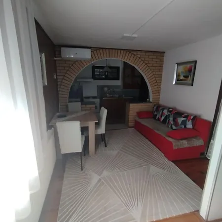 Apartment Mir